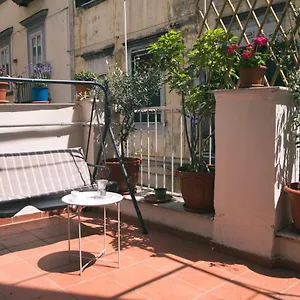 https://la-casa-del-nespolo.hotels-amalfi.com