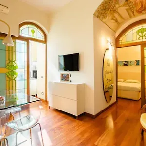 https://la-petite-maison-piave.it-romehotels.com