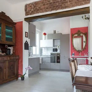 https://cera-una-volta.italymilanhotels.net